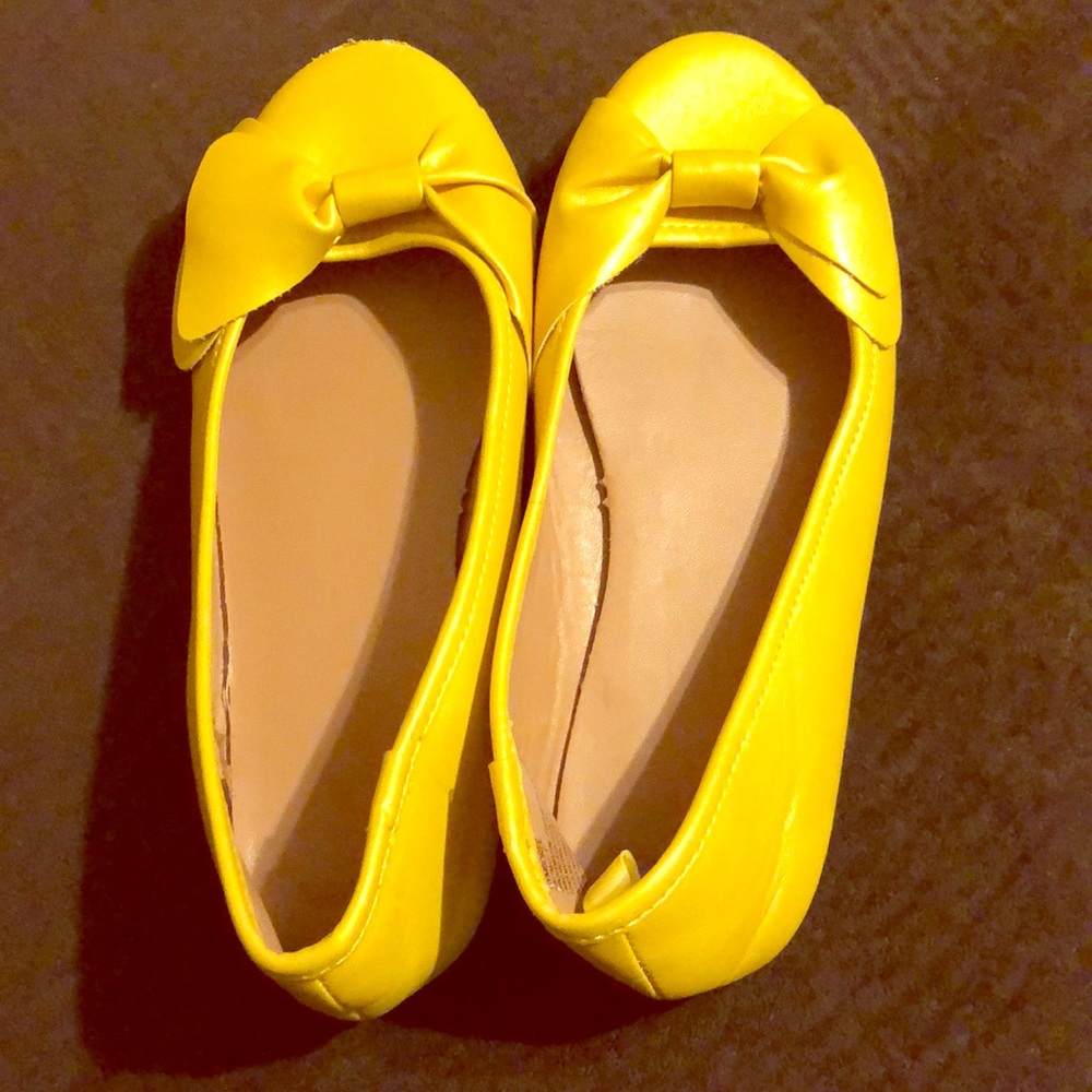 Yellow flats